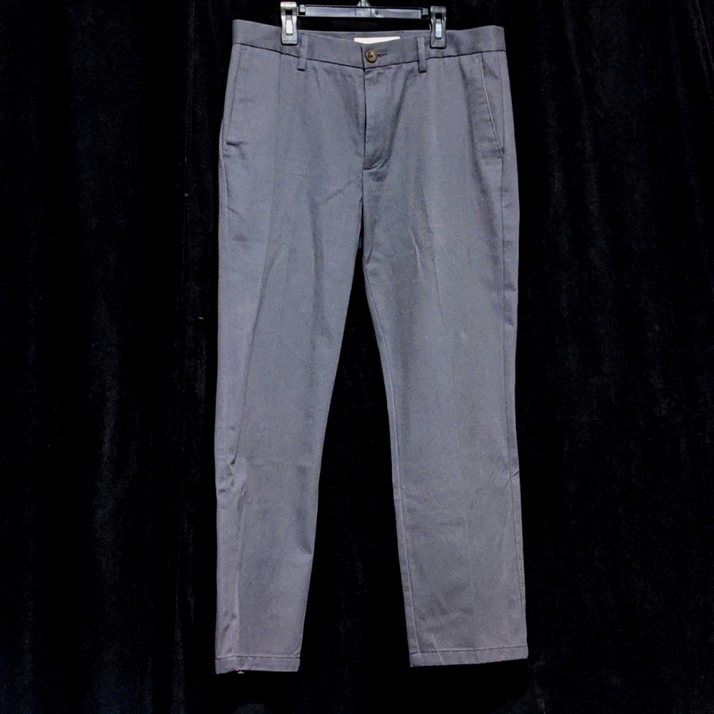 Amazon Essentials chino pants